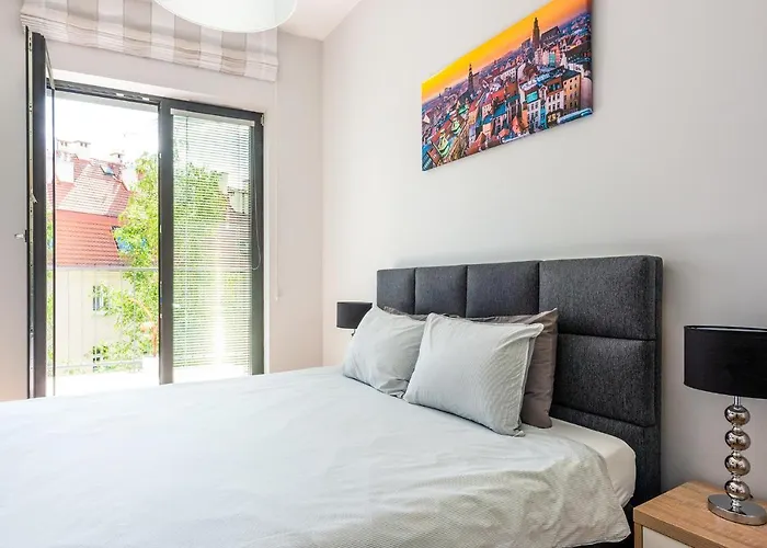 アパート Apartamenty-wroc Ksiecia Witolda ヴロツワフ