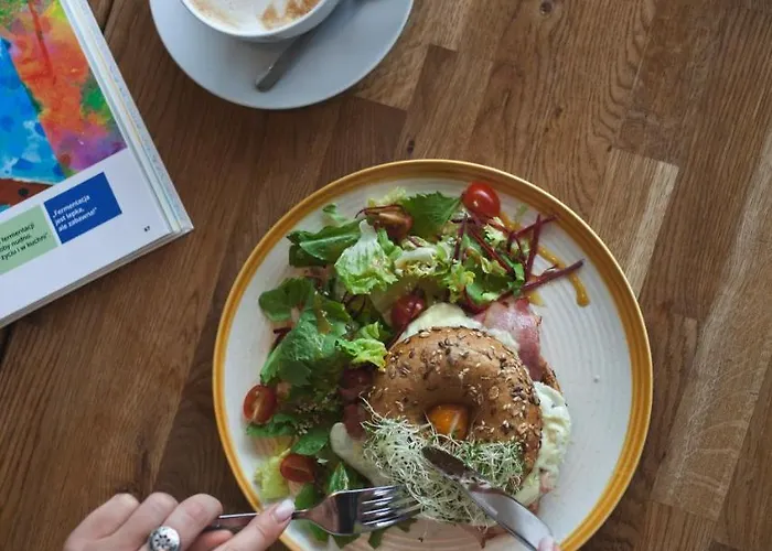 アパート Apartamenty-wroc Ksiecia Witolda ヴロツワフ